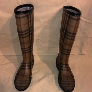 Burberry rain boots